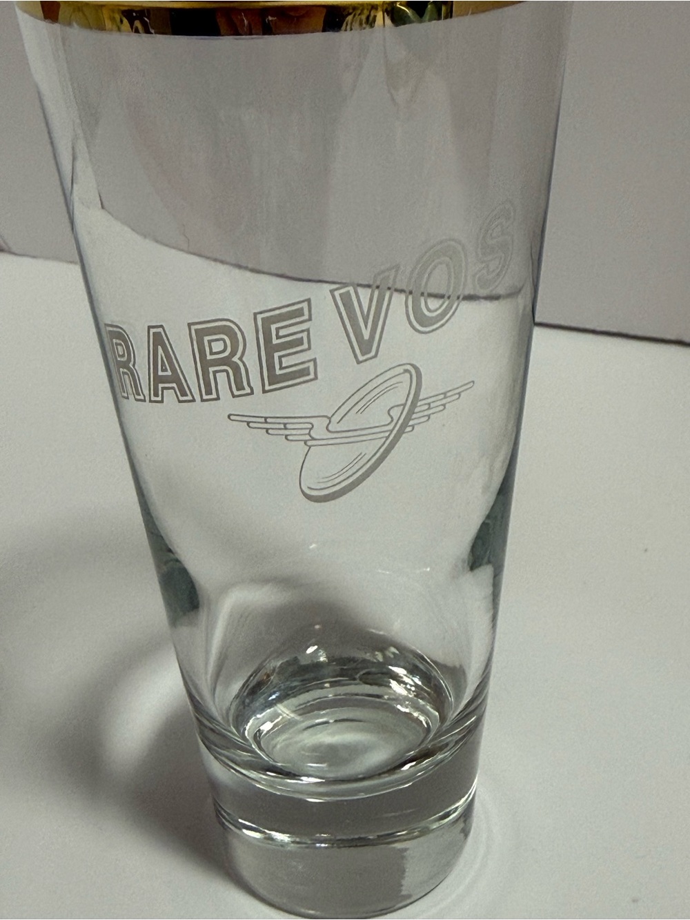 Brewery Ommegang Rare Vos Craft Beer Glass Gold Rim Pint Tumbler Barware Vintage